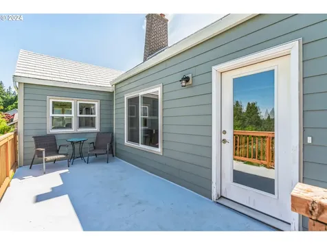 33064 NW Ej Smith Road Scappoose OR 97056