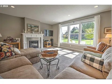 4109 Ne 132nd Circle Vancouver WA 98686