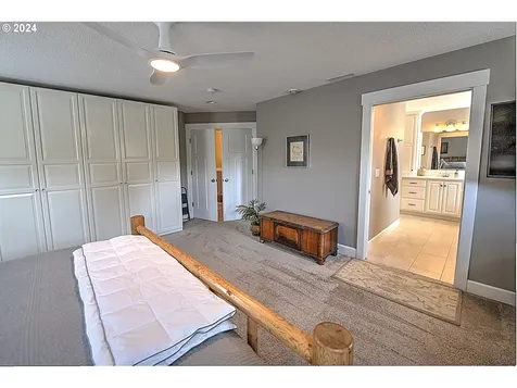 4109 Ne 132nd Circle Vancouver WA 98686