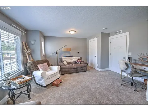 4109 Ne 132nd Circle Vancouver WA 98686