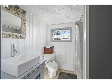 38541 Highway 30 Astoria OR 97103