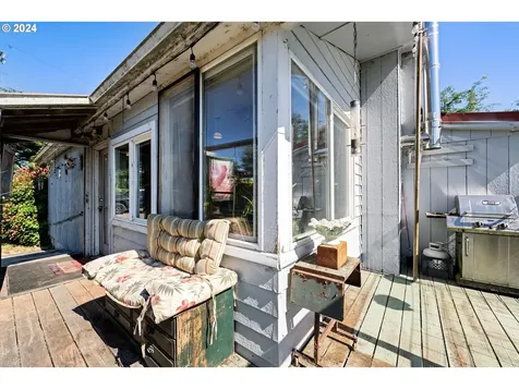 38541 Highway 30 Astoria OR 97103