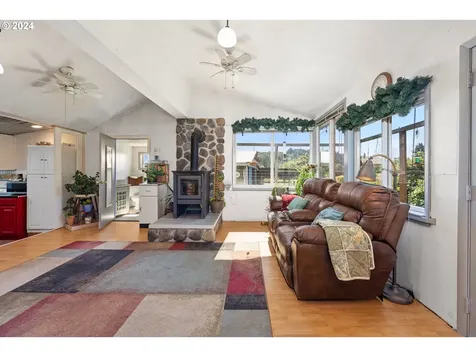38541 Highway 30 Astoria OR 97103