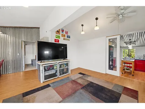 38541 Highway 30 Astoria OR 97103