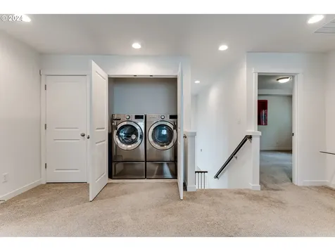 2560 Fieldcress Road Eugene OR 97403
