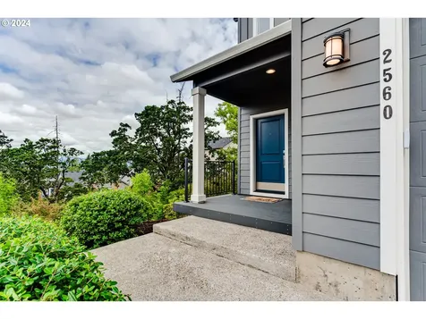 2560 Fieldcress Road Eugene OR 97403