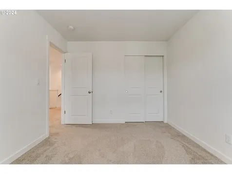 2560 Fieldcress Road Eugene OR 97403