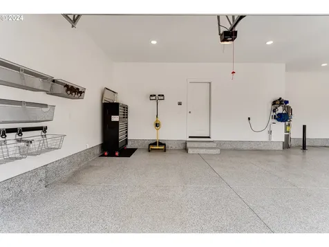 2560 Fieldcress Road Eugene OR 97403