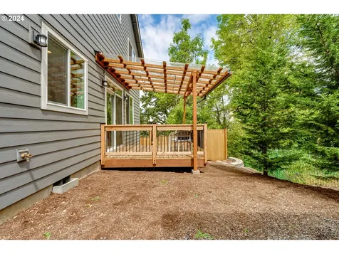 2560 Fieldcress Road Eugene OR 97403