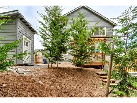 2560 Fieldcress Road Eugene OR 97403