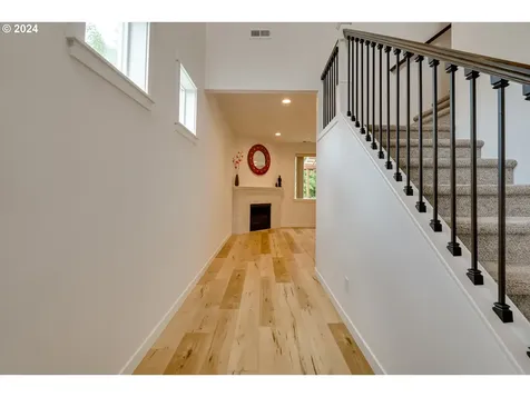 2560 Fieldcress Road Eugene OR 97403
