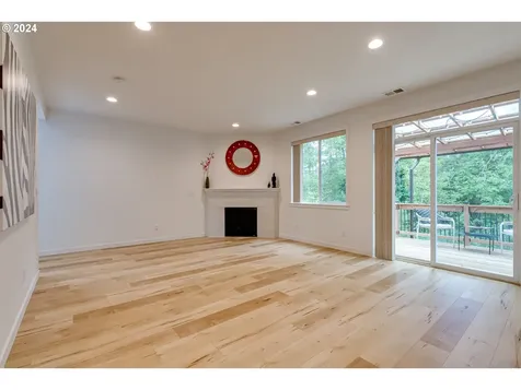 2560 Fieldcress Road Eugene OR 97403