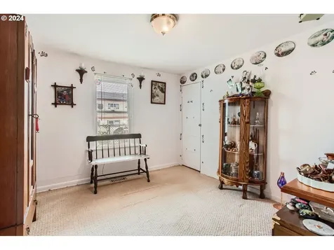 233 Se 126th Avenue Portland OR 97233