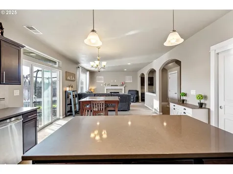 1157 Ambrosia Avenue Junction City OR 97448