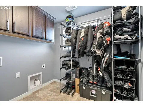 1157 Ambrosia Avenue Junction City OR 97448