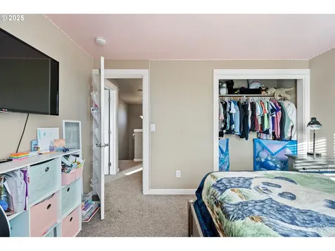 1157 Ambrosia Avenue Junction City OR 97448
