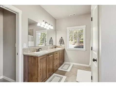14140 S Spangler Road Oregon City OR 97045