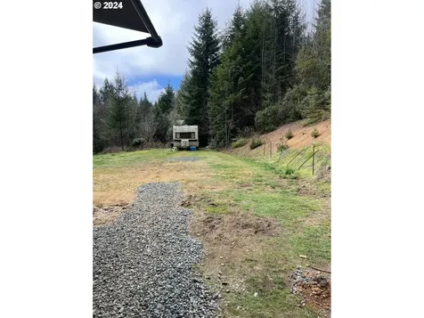 57464 Cherry Creek Road Myrtle Point OR 97458