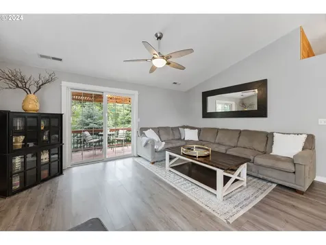 15741 Se Upman Way Damascus OR 97089