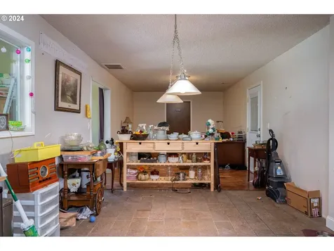 12006 Ne 16th Street Vancouver WA 98684