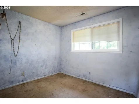12006 Ne 16th Street Vancouver WA 98684
