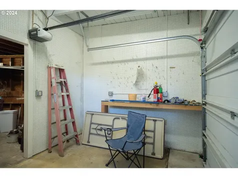313 W Chapman Avenue Roseburg OR 97470