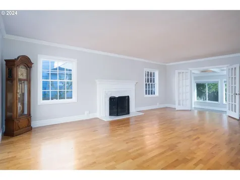313 W Chapman Avenue Roseburg OR 97470