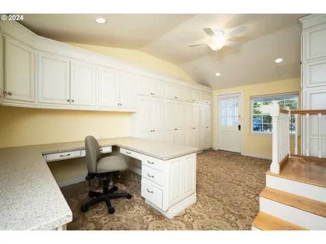313 W Chapman Avenue Roseburg OR 97470