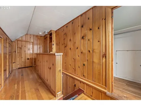 4215 Se Woodward Street Portland OR 97206