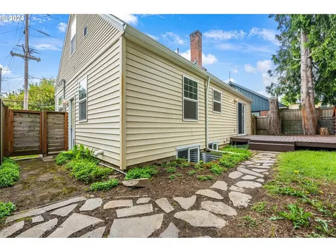 4215 Se Woodward Street Portland OR 97206