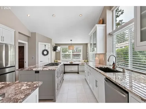 3321 Bentley Avenue Eugene OR 97405