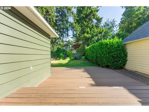 10019 Ne Skidmore Street Portland OR 97220