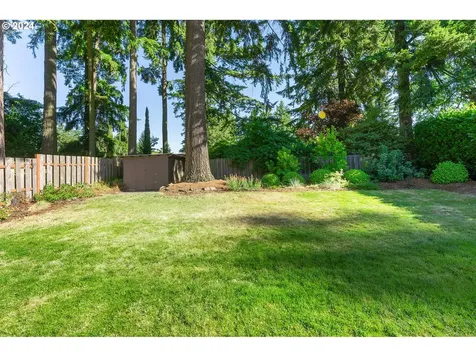 10019 Ne Skidmore Street Portland OR 97220