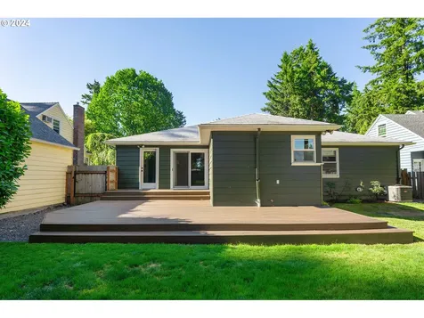 10019 Ne Skidmore Street Portland OR 97220