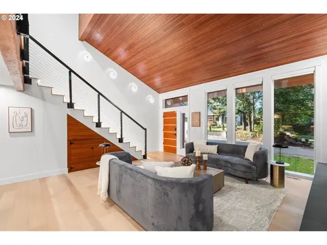 16878 Canyon Drive Lake Oswego OR 97034