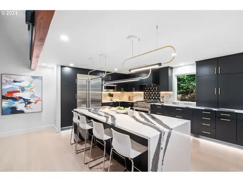 16878 Canyon Drive Lake Oswego OR 97034