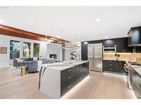 16878 Canyon Drive Lake Oswego OR 97034