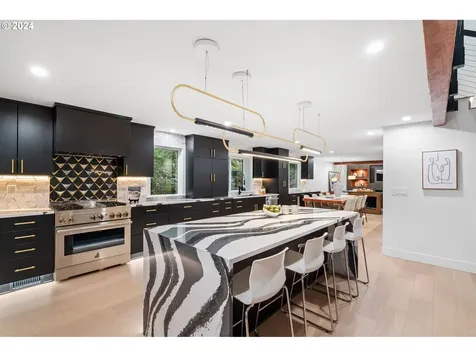 16878 Canyon Drive Lake Oswego OR 97034