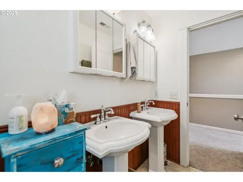 1345 11th Street West Linn OR 97068