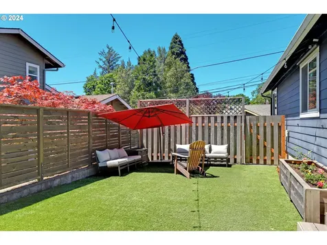 7502 Sw 32nd Avenue Portland OR 97219