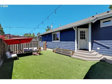 7502 Sw 32nd Avenue Portland OR 97219