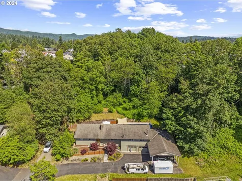 402 Harris Street Kelso WA 98626