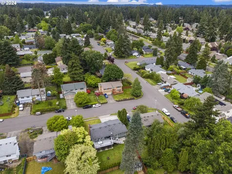 713 Ne 151st Avenue Vancouver WA 98684