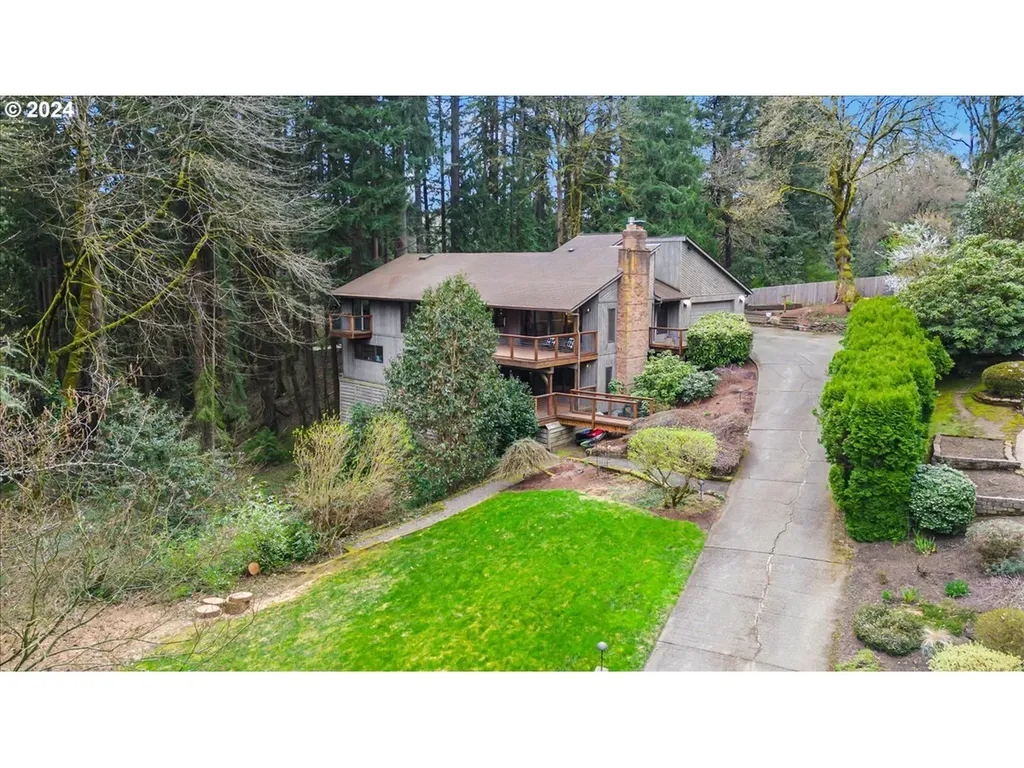 10710 SW 14th Drive Portland OR 97219