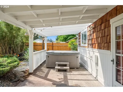 123 Se 141st Avenue Portland OR 97233