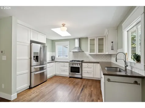 123 Se 141st Avenue Portland OR 97233