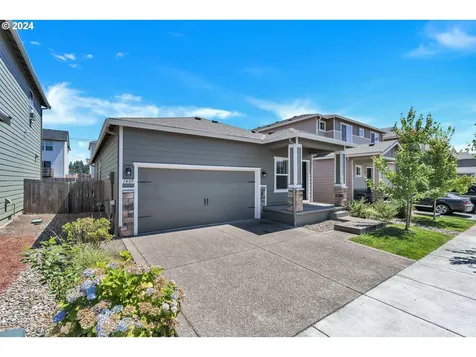 1409 W 15th Avenue La Center WA 98629