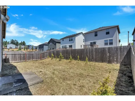 1409 W 15th Avenue La Center WA 98629