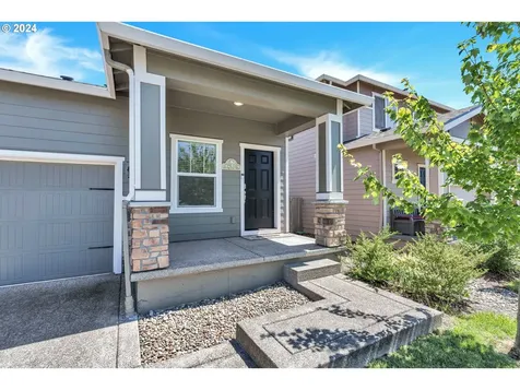 1409 W 15th Avenue La Center WA 98629