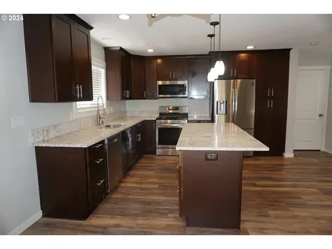 2278 Se 174th Avenue Portland OR 97233